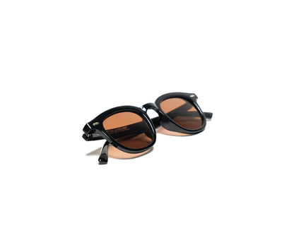 Occhiali PROMISE Brixton Tan in PVC riciclato UV400 – Roma angolata