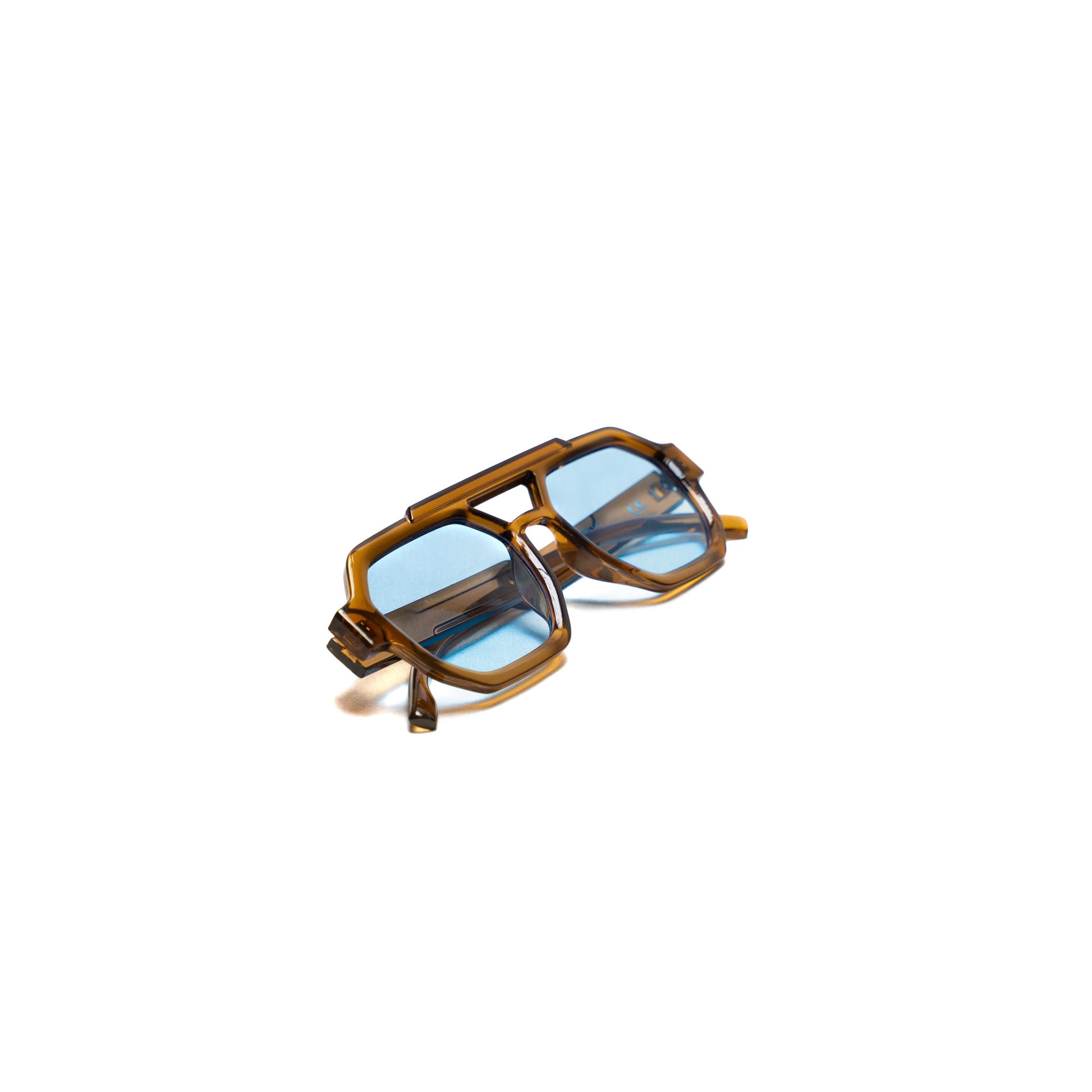 Occhiali PROMISE Kobe Brown minimal UV400 – Roma vista angolata